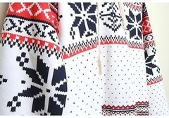 Sweater mujer geométrico, con capucha (hoddie) con forro interior y bolsillos delanteros, importado en internet