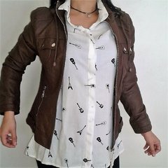 Camisa mujer larga estampada guitarra clásica botones manga tres cuarto Marca Baloop - comprar online