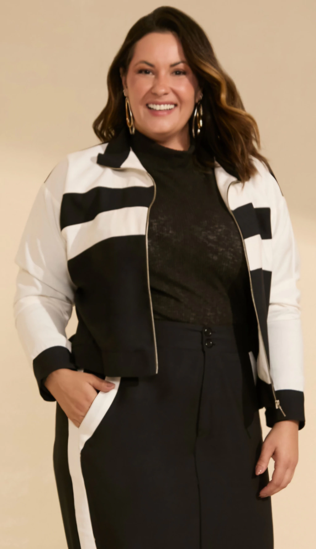 Jaqueta Preto e Branco Alfaiataria Valentino Plus Size