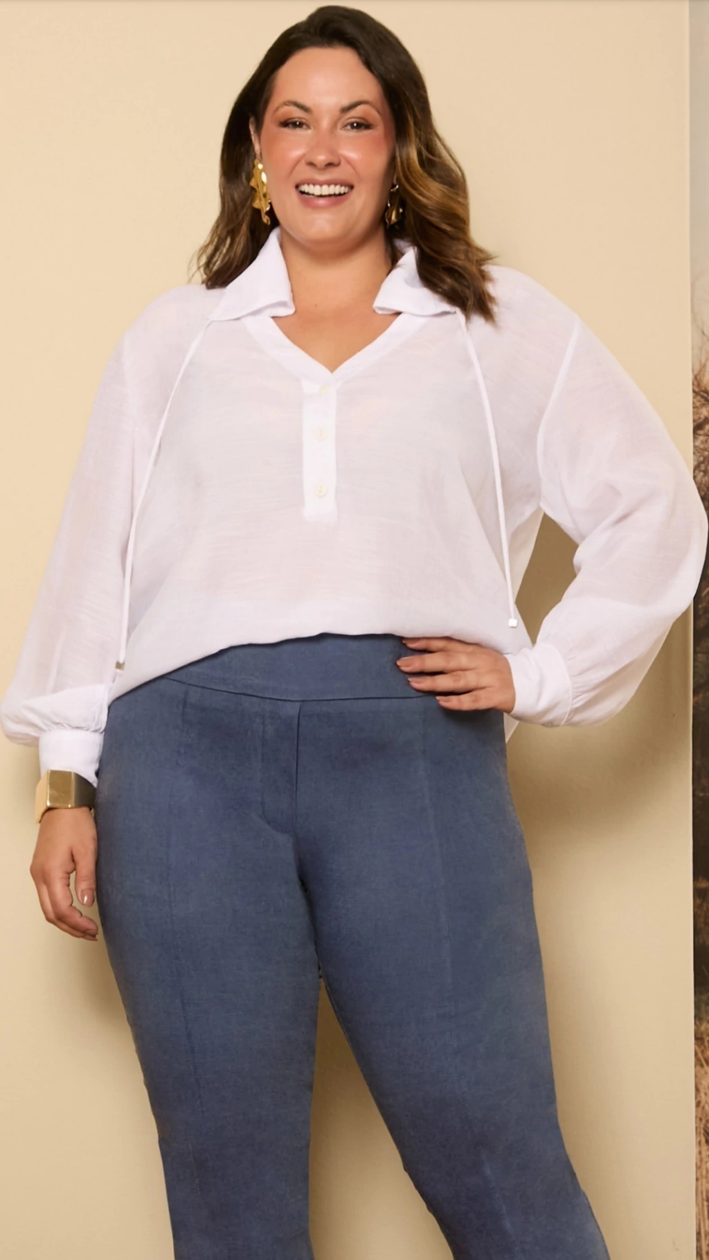 Blusa Branca Manga Longa Chiffon Plus Size