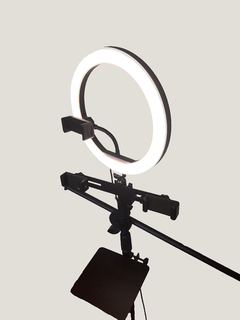 Kit Streaming Aro de luz Led 26 Cm + Trípode 2.10mt Luz Cálida Fría Celular + soporte mic. + estante Usb ZB-03 - comprar online