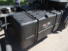 Tanque lateral 630 litros con soportes