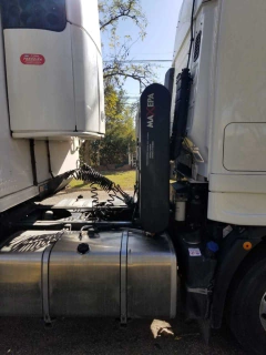 Tanque mochila 550 litros extrachato con soportes en internet