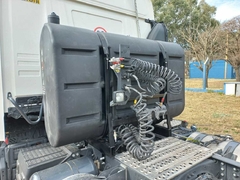 Tanque mochila 600 litros con soporte