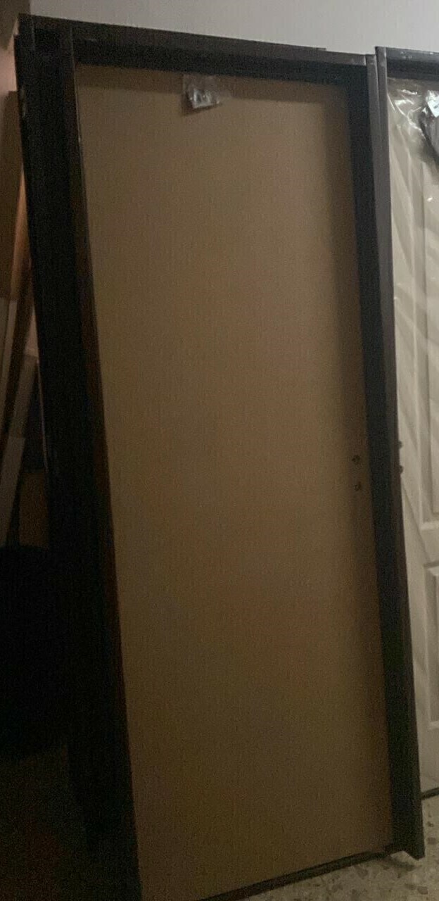 PUERTA PLACA NATIVA MDF MARCO DE CHAPA 70/10 IZQUIERDA