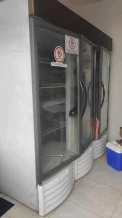 Refrigerador 3 portas 1200litros 0 à 7 graus (usada) estudo troca - SitedaPizza