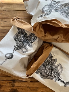 PAPER BAG CHICA 35cm x 60cm (unidad)