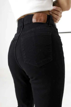 Jean chupin Negro clasico - comprar online