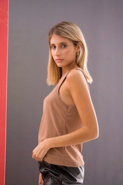 Musculosa Ohana en internet