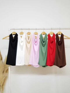 Musculosa Vera chic en internet