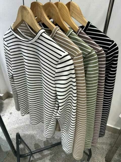 Remera máxima micropolar raya