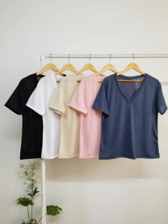 Remera Trinity - comprar online