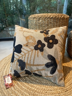 Funda 40x40 Linea Selva almendra - buy online