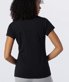 Camiseta New Balance Feminina Logo - comprar online