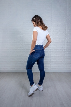 Calça Jeans Elastano Botões na Barra Edilene - comprar online