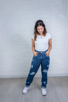 Calça Jeans Mom Lavagem Escura Samara