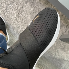 Tênis Puma Prowl Slip-On Preto Dourado na internet