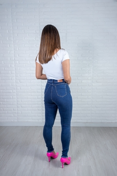 Calça Jeans com Cinta Interna Daniela na internet