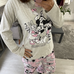 Pijama Evanilda Calça Blusa Manga Longa Disney na internet