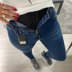 Calça Barouch com Cinta Interna Andressa - comprar online