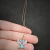 Colar com Pingente Stitch Banhado Ouro 18K com Resina na internet