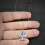 Colar com Pingente Stitch Banhado Ouro 18K com Resina