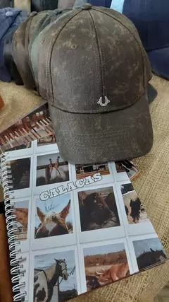 Gorra CUERO - HERRADURA chica - CHOCOLATE en internet