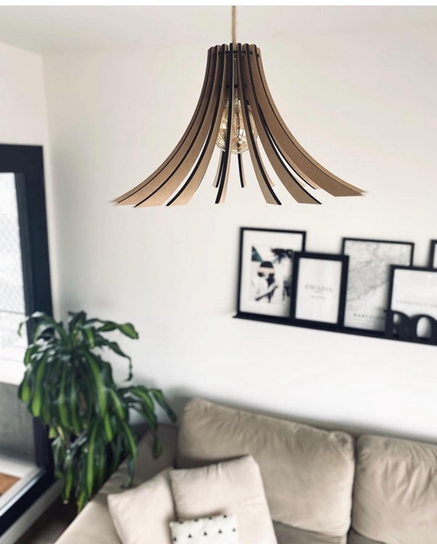 colgante flor madera