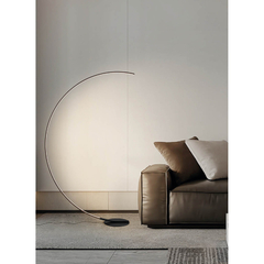 Lampara De Pie Curva Moderna Morti Negra Led Dimerizable - comprar online