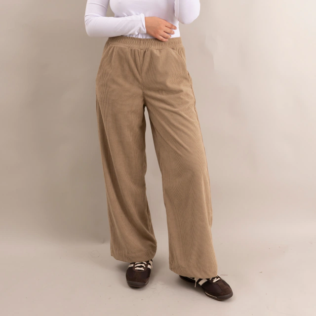 Pantalon corderoy de Lucuma