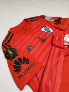 CAMISETA DE ARQUERO NARANJA ARMANI - FINAL COPA LIBERTADORES 2018 MADRID