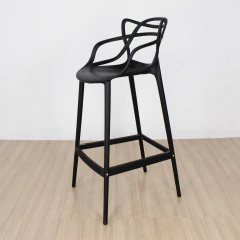 Banqueta Master Alta Negra en internet