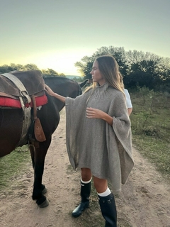 Poncho San Antonio en internet