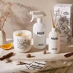 Vela Hus en internet