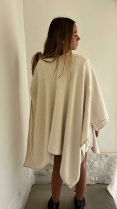 Poncho Estancia en internet