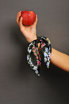 Gomita con lazo Cuore Negro - comprar online