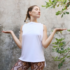 MUSCULOSA BLANCA en internet