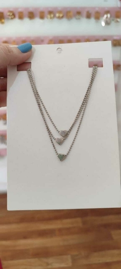 Collar triple Corazon