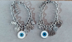 Pulsera Ojito Dijes