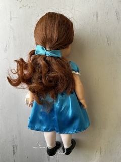 Muñeca bella niña disney en internet