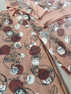 Conjunto pantalon y buzo talle 3 años princesas en internet