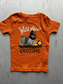 Remera carters talle 24 meses selva