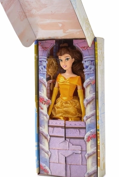 Muñeca clásica Bella, La Bella y la Bestia, Disney Store en internet