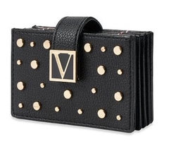 terjetero con tachas victoria secret