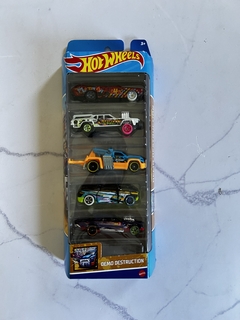 Hotwheels pack x 5 autos