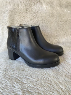 Botinetas de cuero con cierre en internet