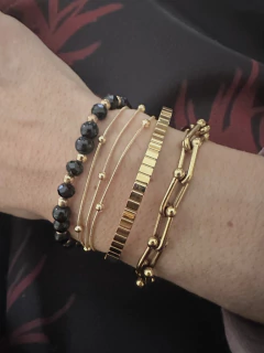 Esclava Dora - Menalda