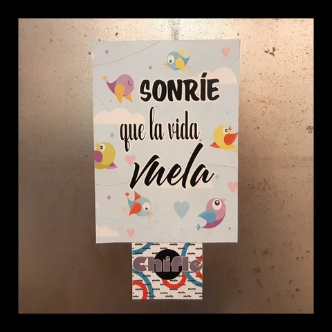 Imán Sonríe Que La Vida Vuela