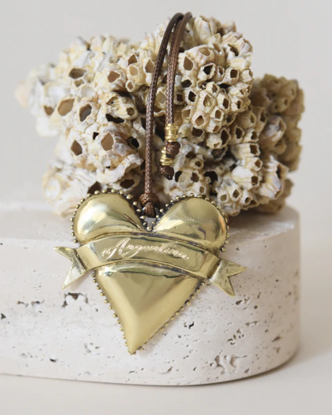 Collar Cerca
