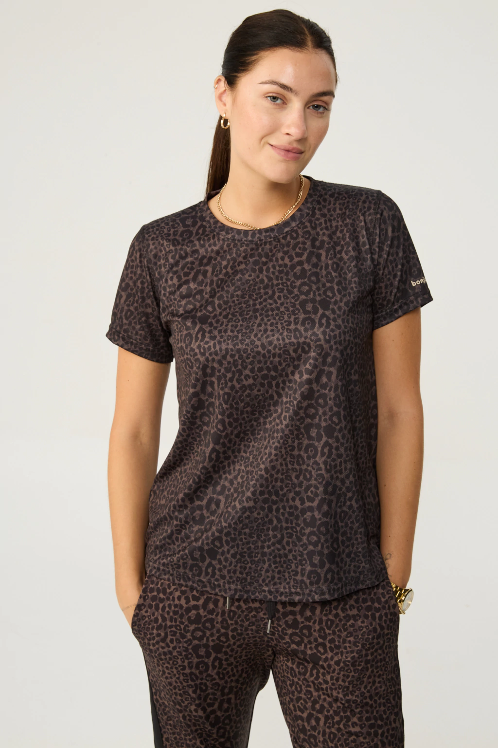 REMERA PRINT DESAGUJADO // COLOR CHOCOLATE